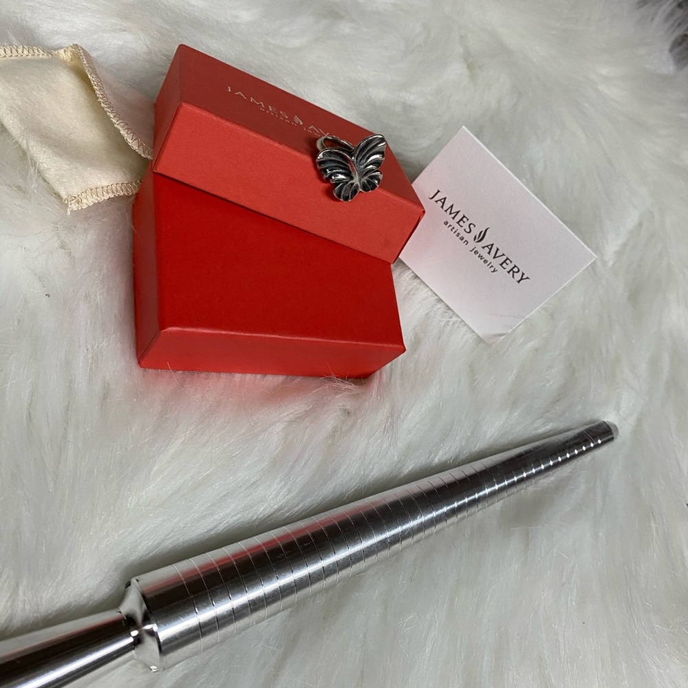 James Avery Retired Soft Butterfly Ring